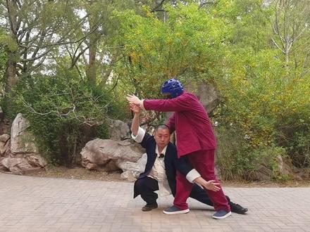 超详细的八卦掌基本功教学第七期——燕子抄水!#武术 #八卦掌 #运动