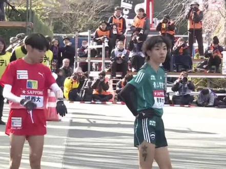 “箱根山岳 险天下”
#箱根驿传 #黑田朝日 #马拉松 #青山学院