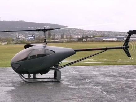 非常适合个人使用的私人直升机,双座,续航450km,速度160km/h,百公里油耗13-21升95号汽油,带备用电动机辅助,单价80万人民币左右,抖音上的朋友有没有兴趣来一架玩玩#航空 #老鹰航空 #直升机 #鹰哥带你飞行 #飞机