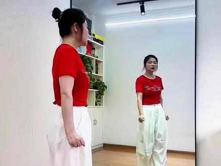 口令完整版《走过咖啡屋》 #口令版教学 走过咖啡屋分解教程来咯#最潮广场舞 #简单易学 #零基础学舞蹈 #喜欢跳舞的一起来 @陈陈 🐰