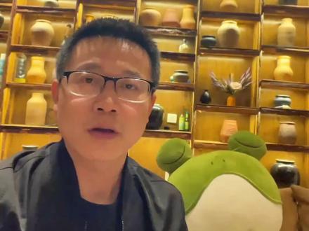 刀疤哥爆火:藏在底层逆袭里的3个核心真相#刀疤哥 #荒野求生 #抖音创作者大会 #日常vlog #逆袭