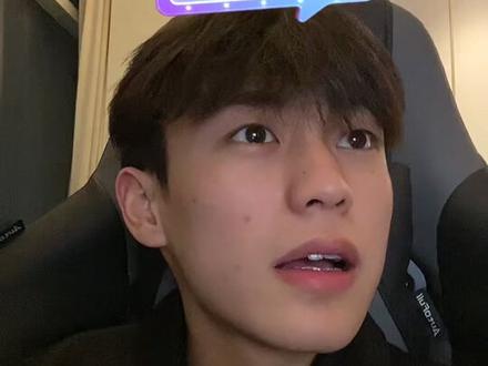 不是老????正在直播
