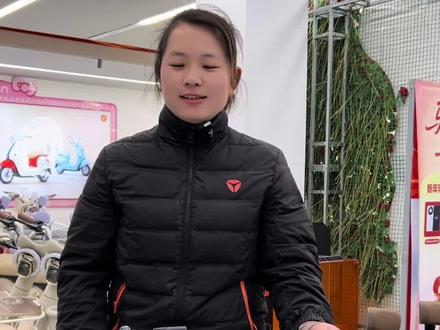 雅迪B30,雅迪小车中的高配版,小车当中的战斗机,