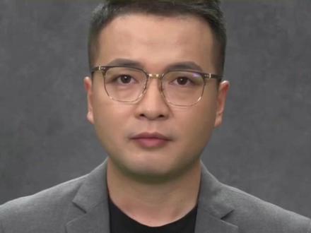 “不具备基金从业资格,却收取大额广告费,鼓动投资者购买中高风险产品,”百万粉丝大v“爱理财的小羊”账号被永久封禁。#热点新闻事件 #爱理财的小羊 #媒体精选计划