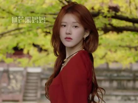 从来都是被坚定选择的那个#赵露思#上城士 #颜值 #杂志