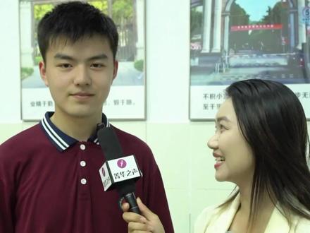 有梦想就去追,他们曾经是中考落榜的孩子,如今菁华园三年逆袭,霸气喊出目标成绩和大学,愿你们心有所向,笔定乾坤#高考#高考加油#高考倒计时#高三加油#郴州全民开放麦@爱郴州