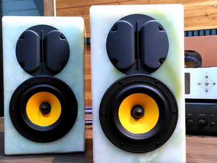 惠威 玉石M1音箱 鉴赏
#现场实拍 #发烧音响 #发烧hifi #音响设备 #惠威