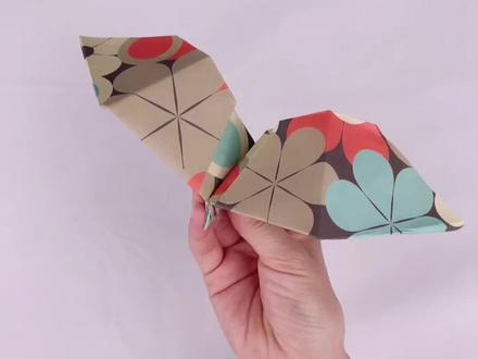 大雁纸飞机的折法,逼真的动物飞机,多折几只来组建你的机队吧 #折纸教程 #纸飞机 #抖音618好物节