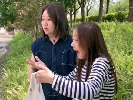 《关于33不小心把手机扔湖里找不到了的这件事》 @林钰珊_33 @是你的大33 #林钰珊 #内容过于真实 #宝藏女孩