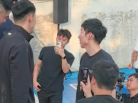 国家队篮球运动员周琦,又高又帅,颜狗一枚呀#周琦