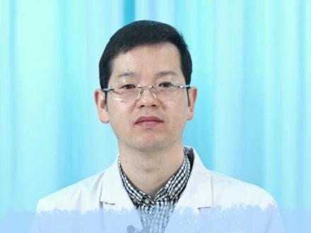 宝宝刚长牙,需要刷牙吗?#儿童 @抖音小助手