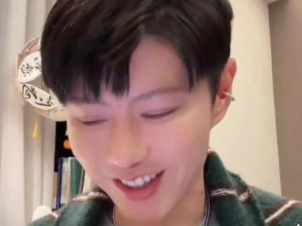 二牛变赵荀努力不放弃的人最帅#上热门 #赵荀 #李二牛 #李二牛爆改背后的故事 #赵荀直播