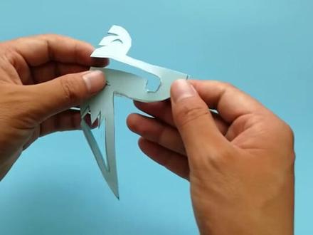 剪纸小课堂:沙燕风筝@抖音小助手