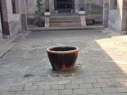 乔家大院《大红灯笼高高挂》拍摄地,一进院子仿佛能听见院子里的锤脚声