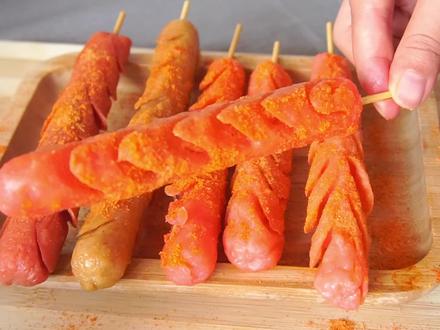 火腿肠这东西但凡有一点肉,我都不会吃