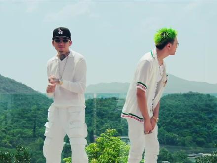 有些合作是强强联手的商业互吹,而有些合作 则是写进历史的传世经典#马思唯 #asen #狗咬狗 #连麻swimming #hiphop