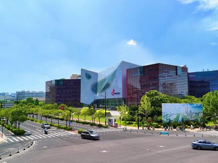 南玻双银玻璃:为惠生中心“五行美学”图景注入品质内核 惠生中心 | 你见过融入了“五行美学”的办工图景吗?#南玻双银LowE玻璃 #惠生中心 #五行美学办公 #隔热节能玻璃 #品质商务空间