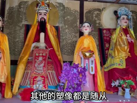 山西1700年狐仙庙,里边发现3个蟒蛇洞,洞中竟然有1只白色九尾狐!共3/3集#狐仙庙 #山西dou知道