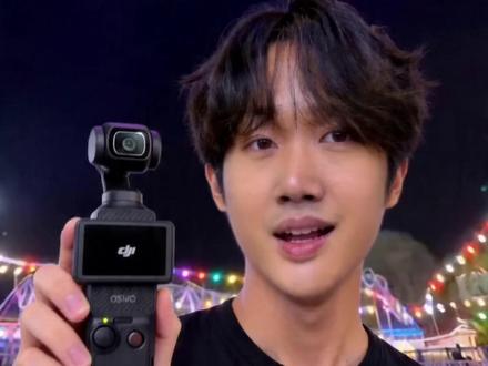 比3代强很多吗?大疆Pocket4看完再买! 大疆Pocket4明晚就要发布了
现在泄露出的爆料基本也已经确定了Pocket4的基本配置
我知道有很多朋友已经跃跃欲试了
但也有很多手上持有旧款的朋友在纠结要不要入手
没关系,我已经帮你整理好了Pocket4的升级点,以及对比Pocket3的选购建议
记得看到最后,希望可以帮到你
#大疆pocket4 #大疆pocket #大疆 #大疆Pocket #大疆Pocket3