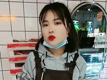 草莓是什么季节成熟的 0e558808e231cb68cfc1e5d0aaeb2dae~tplv-dy-resize-origshort-autoq-75:330.jpeg?x-expires=1990234800&x-signature=%2BCpDPo2KEN6KIuGyMO2NPn1RaKA%3D&from=3213915784&s=PackSourceEnum_AWEME_DETAIL&se=false&sc=cover&biz_tag=pcweb_cover&l=20230128113801AFB9636D40D746420AC8