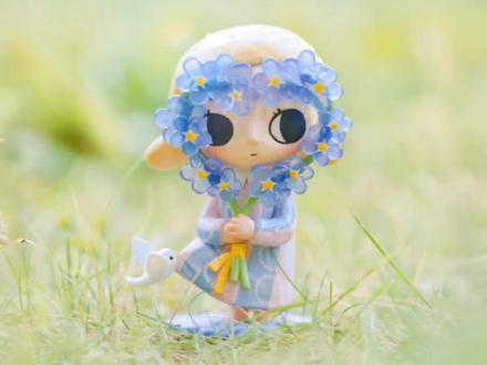 被Nyota可爱晕了!手把手教你拿捏热款! Nyota四季时序系列详细手感!
🌟手感重量从重到→轻🌟
【晓看暮云】96.1g
大明盒!系列坠重!六面都摇不动,只有干燥剂声音,前后在封面中上部字母O处有对顶,巨明显,配件卡住在顶部完全摇不动
【万物初始】91.0g
明盒!上下约半指空间,配件卡住在底部微微碰盒,前后在封面左耳处哐哐打盒,左右在图鉴秋影缀红处哐哐打盒,倒过来摇能感觉到大配件在底部碰盒,配件磁吸!
【向阳而生】88.9g
上下约半指空间,前后在封面中下部雨伞把手处哐哐打盒,左右空间很大,在图鉴对立面中上部打盒明显,底座配件在上半部微微碰盒
【作个闲人】88.0g
上下约1指空间,前后在背面中部碰盒,左右在图鉴阳春紫藤处哐哐打盒,左右空间比前后大
【躲进秋天】87.6g
明盒!上下约2指空间,前后左右都在中下部哐哐打盒,六面较灵动!
【阳春紫藤】85.6g
大明盒!上下微微晃动,配件底座放侧边在底部打盒,前后在封面左眼处哐哐打盒,左右在第二排图鉴处两面碰盒,左右摇晃能明显感觉到有碰撞塑料壳的声音但摸不到塑料壳!整体重量集中在中上部!
【夏暮絮语】85.1g
上下微微晃动,前后在背面中上部微微碰盒,左右在图鉴对立面中部碰盒,四面空间都较小
【雨后春笋】82.5g
上下约1指空间,底座配件放侧边上下打盒,前后在背面中上部打盒,左右在中下部打盒
【秋影缀红】82.2g
上下约半指空间,前后在封面嘴巴处哐哐打盒,左右在图鉴秋影缀红处两面都打盒,打盒感较重
【层林尽染】80.0g
上下摇不太动,前后中部碰盒,左右在中下部打盒,前后空间比左右小很多
【雪落清欢】80.5g
明盒!上下约1指半空间,前后在中下部碰盒,左右摇不动!在中下部有对顶!且左右明显能感觉到有小配件在上半部打盒
【雨过天晴】77.1g
大明盒!系列坠轻,上下约1指空间,配件底座放侧边上下打盒,前后在封面哐哐打盒,左右中下部打盒,四面空间较大
#潮玩 #大人也要玩玩具 #我的盲盒分享 #盲盒手感分享 #日常拆盲盒