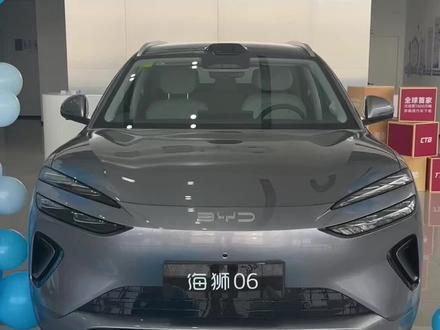 一山不容二虎,一家不容二主。宋UItra对比海狮06EV大家更喜欢哪个呢 ,看看我们的眼光是否一样。#宋UItra #海狮06EV #闪充 #新能源电动汽车 #比亚迪