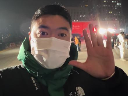 BJ40探险家版上市,老BJ40回来了。复古的外观全新的动力以及内饰配置的升级体验,关键是这来道上大伙能看出来我这是新车么#BJ40探险家 #国产车 #越野