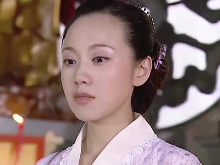 早期的#倪妮 画风还是挺正常的#人间芳菲只为你