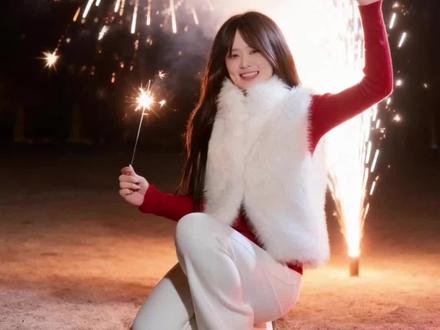 烟花怎么p?烟花照拍摄+p图教程来啦 #新年烟火 #真实生活分享计划 #过年氛围感拉满 #新年拍照 #随手嗨翻新年味