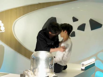 常看常新,每次雷子留下月月扭头走都是有原因的。刷到随缘