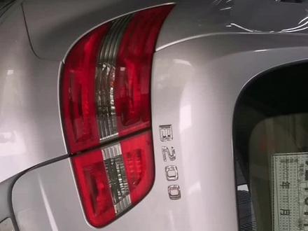 奔驰B200常规保养,更换机油及三格#换机油