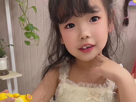 这奶龙太可爱了吧,每个都很精致!#奶龙手办#潮玩#摆件#玩个很新的东西