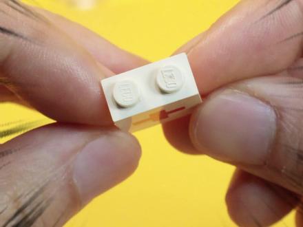 用乐高拼一辆Q版救护车 用1987年的乐高印刷件完成一辆Q版救护车。#乐高 #乐高moc #积木 #乐高积木 #乐高小车