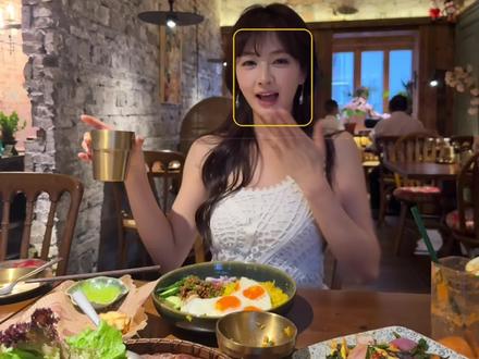 吃了个漂亮饭🍽️。#吃饭拍照 #灵感跟拍废片拜拜 #机位天才已就位 #韩系 #氛围感