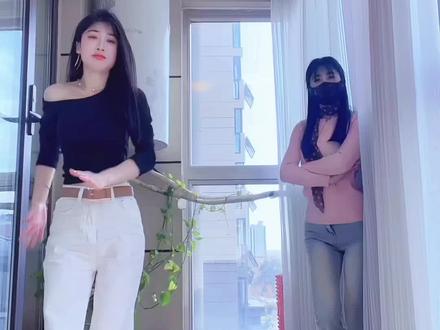 哈哈哈,内个内个哈达 内个内个哈 太洗脑了#海豹舞