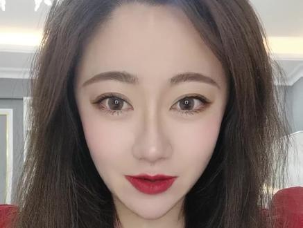 大家写得多,可以投稿给我邮箱978888715@qq.com,写成word,选中就有300的稿费!大家又菜又爱听,别听完又看见我就害怕,我好不容易把巫婆形象挽回!