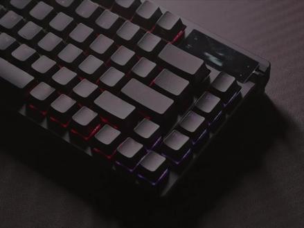 充满信仰的客制化机械键盘!ROG玩家国度 夜魔