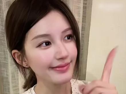 赵露思跨年直播 粉丝吃的太好了点 #赵露思 #宠粉 #刀马刀马