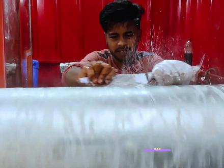 50度的高温,只需一个铁桶,印度人就能做出让钟薛高颤抖的冰淇淋 #老手艺 #冰淇淋 #美食 #美食探店