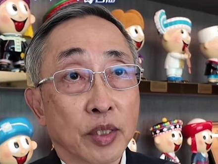 “为两岸一家传递和平信息”台湾媒体人盛赞郑丽文访陆#看台海