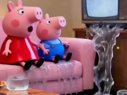 小猪佩奇:电视里居然流出好多冰块#小猪佩奇 #儿童动画 #儿童视频 #小朋友都爱看 #创作灵感