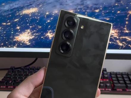 整体来说还是比较满意的#三星#折叠屏#w25#心系天下