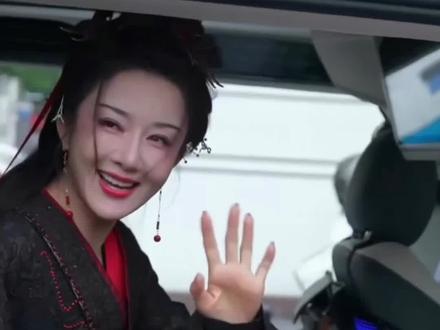 虞姬重回项王故里 跨越千年的双向奔赴!李依晓十五年再扮虞姬,项王故里听雨落情深#李依晓cos虞姬 #李依晓现身宿迁 #虞姬李依晓回宿迁啦 #项羽虞姬 #明星