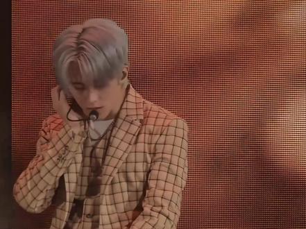 注定要分别的七个人,还是再一次走向了离别。 #kpop #nctdream #李马克 #nct #养成系