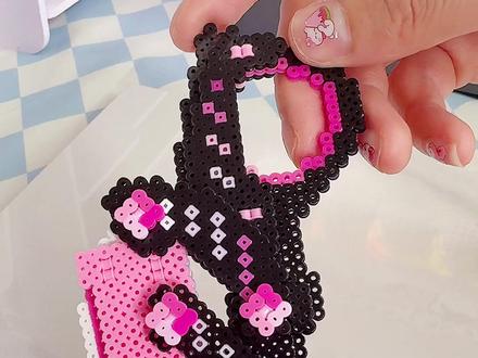 #拼豆图纸 #拼豆 #立体拼豆 立体爪刀谁还没有拥有!@阿傣呀(接单中) 图纸和教程都是这个老师的!老师人超级好,大家自行搜索哦