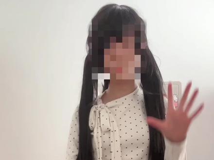 图片作者@1碗炒饭 #多巴胺穿搭#短袖测评#文文不乖波点短袖#常服测评