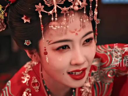 2026首部热度破万剧!白鹿《唐宫奇案之青雾风鸣》火出圈,"破万四连拍"创平台悬疑最快纪录,成为首位双平台各两部一番破万女演员近年来其爆款不断扛剧能力获行业认可。