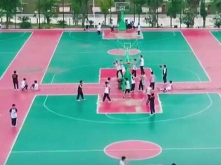 官方辟谣: 2026年重庆中招体考仍考立定跳远、掷实心球、1分钟跳绳。#今年重庆中招体考项目与去年一致