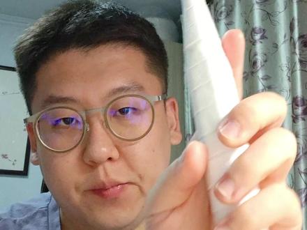 小调查:你们的手胶缠缓震膜吗? #羽毛球手胶怎么缠 #羽毛球手胶 #dou来挥拍