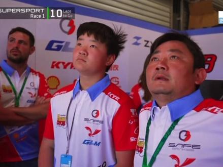 820RR首次参加WSBK正赛遗憾摔车,比赛很精彩,加油!明天争取拿个好成绩#张雪机车 #WSBK #张雪820RR #张雪机车昆明凯旋利店